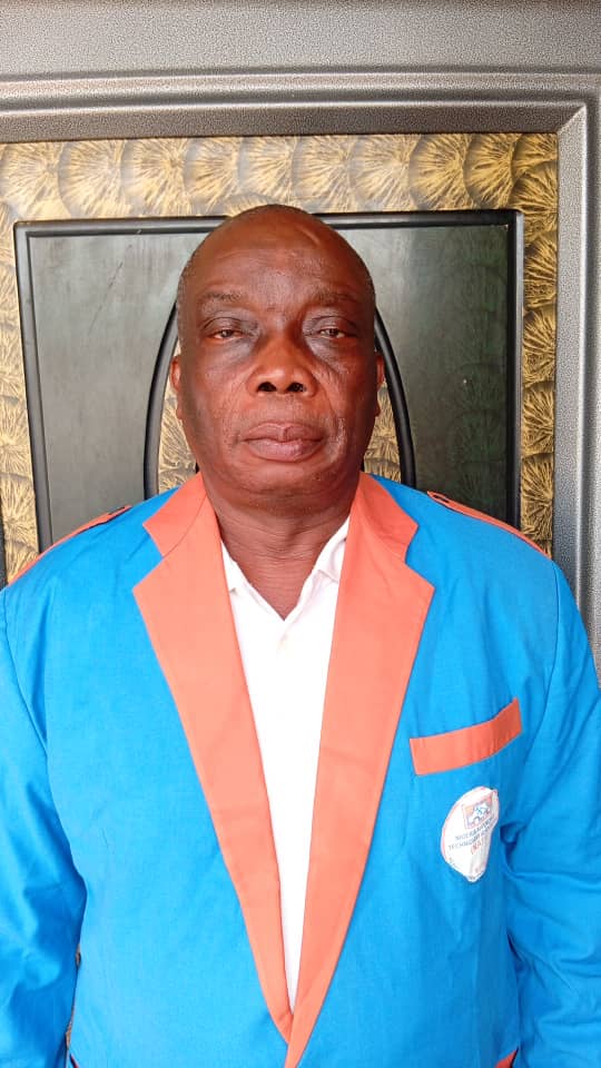 Com Philip Osho Ogunsakin
